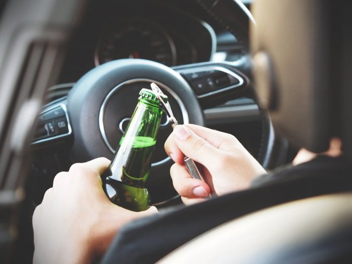 Cuidado con manejar con alcohol en Fiestas Patrias: multas, cárcel y suspensión de licencia