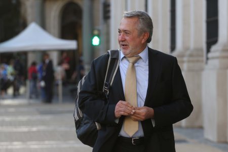Exsubsecretario Jorge Atton y apoyo a Kast: "No veo a José Antonio con la actitud que tiene Milei"