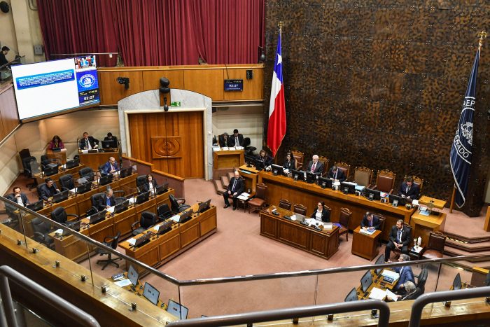 Senado aprueba indicación del Ejecutivo sobre multas por no asistir a votar