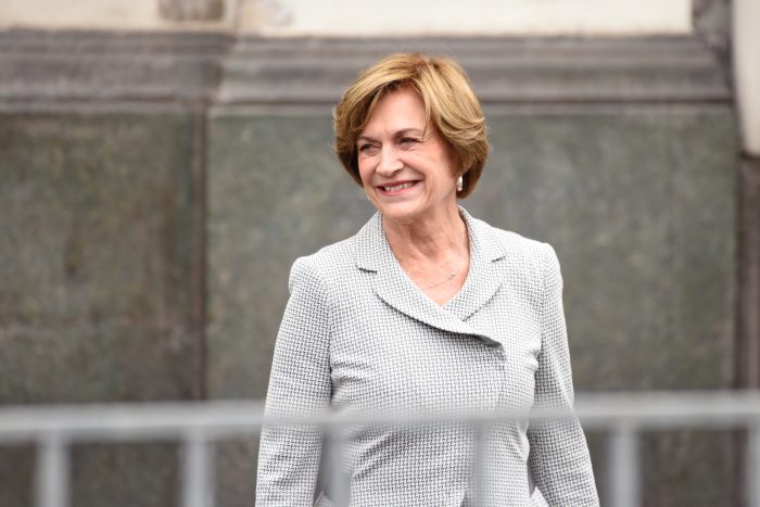 Matthei presenta “La Mano Firme”: 10 mil nuevos Carabineros y limitar el archivo de causas