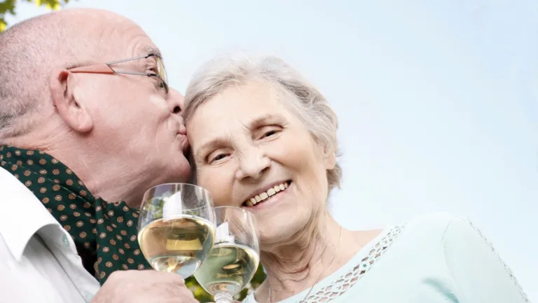 Bono Bodas de Plata: el beneficio económico para matrimonios que cumplen 25 años