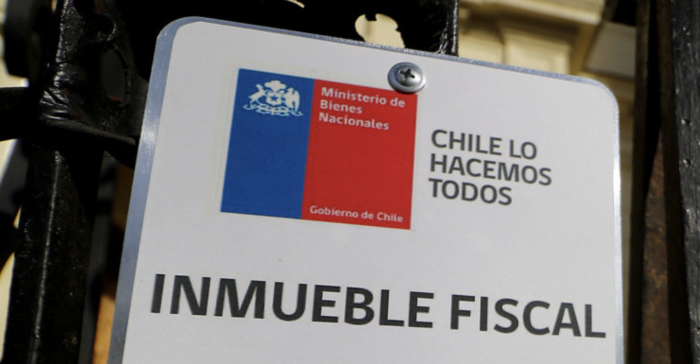 Abogados, arquitectos y un exdelegado presidencial: arriendos de Bienes Nacionales a menos de 50 mil