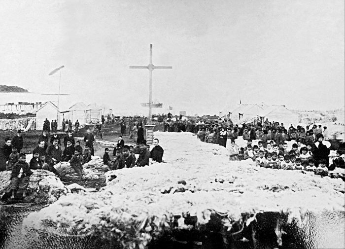 “El placer genocida de Dios” en Isla Dawson: estudio cuestiona a religiosos que “salvaban” selknam