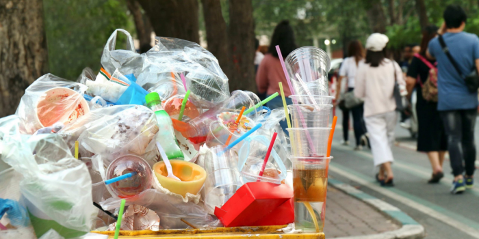 Fiestas Patrias en Chile: 30 mil toneladas extra de residuos y 15% más de contaminación