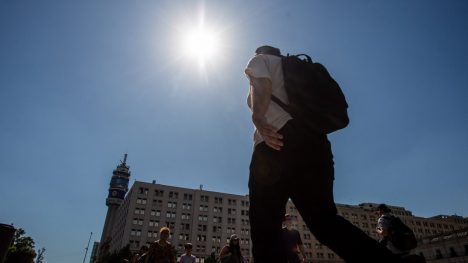 Ola de calor para este jueves y viernes en la Región Metropolitana: hasta 28° C en algunos sectores