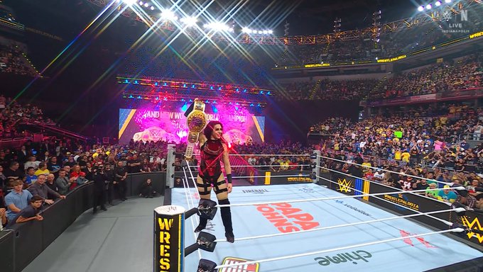 Felices Fiestas Patrias: Stephanie Vaquer se corona campeona mundial de la WWE