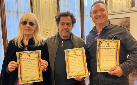Escultor chileno Andrés Becker es premiado en Buenos Aires