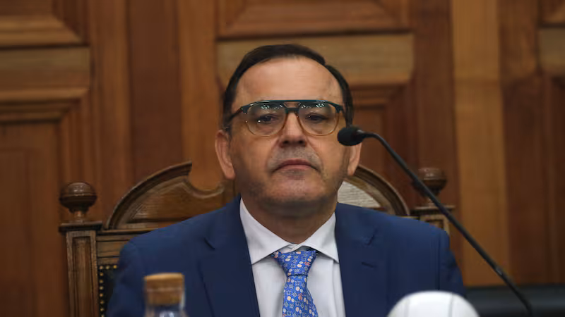 Caso Hermosilla: diputados oficialistas anuncian acusación constitucional en contra ministro Ulloa