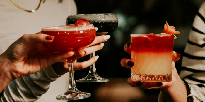 Handshake Speakeasy, el bar N°1 del mundo, llega a enriquecer la cultura coctelera chilena