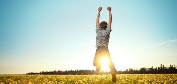 Pensamiento positivo: cómo el optimismo puede mejorar la salud física y mental