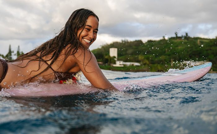 Surf femenino chileno hizo historia: Dominique Charrier triunfó en el Big Wave Challenge