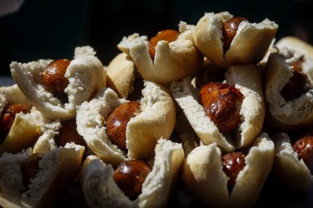 “Toldos azules” se desplazan a regiones y tensionan Fiesta de la Longaniza de Ñuble