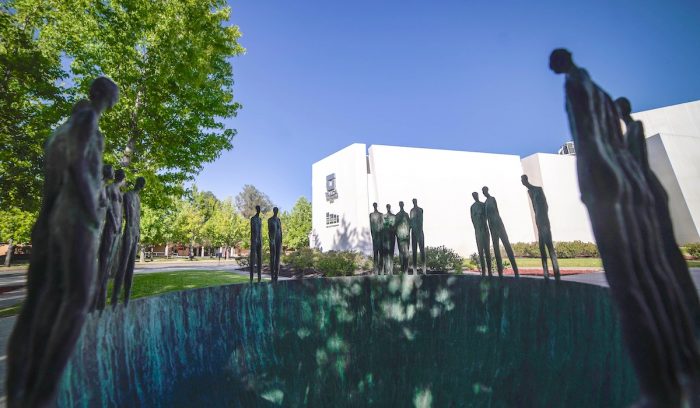 Postgrado con excelencia académica, becas y foco en internacionalización