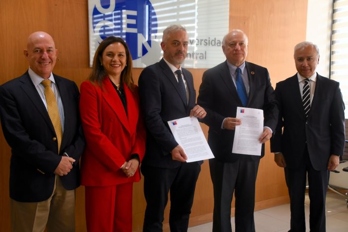 Firman convenio para facilitar el intercambio de conocimiento y la llegada de talento internacional