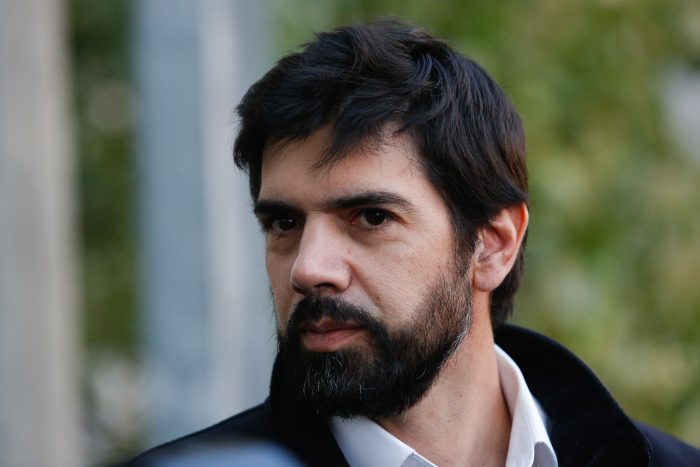 Corte revisa solicitud para desaforar a Joaquín Lavín por facturas falsas y tráfico de influencias