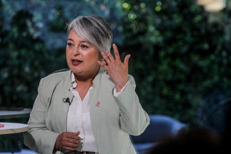 Jara dispara contra el Banco Central por incluir "curioso" análisis del mercado laboral