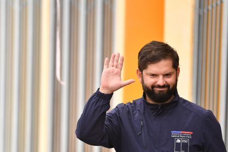 Presidente Boric decreta duelo nacional por fallecimiento de Héctor "Tito" Noguera