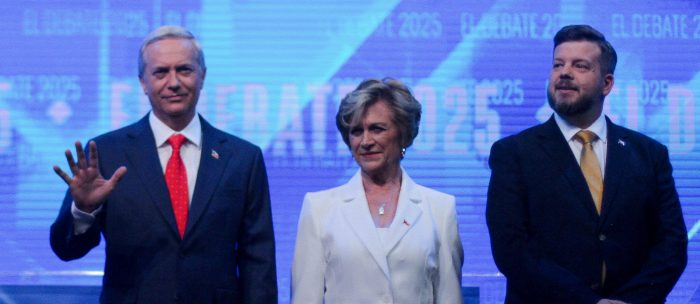 Fuego cruzado en la derecha por los “atorrantes”: Matthei, Kast y Kaiser se pelean el tono más duro