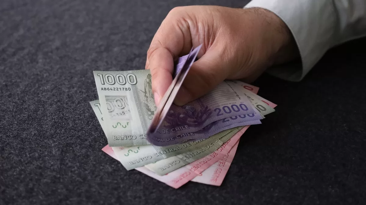 Bonos para cesantes 2025: beneficios disponibles en octubre y requisitos para postular