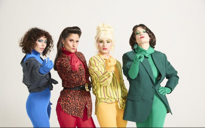 Obra “Quiero ser una chica Almodóvar”: un homenaje a mujeres desinhibidas