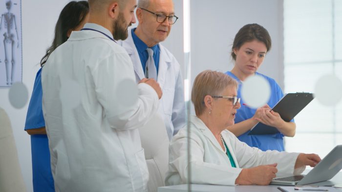 Día de la Medicina del Trabajo: primeros especialistas reconocidos por Conacem en Chile