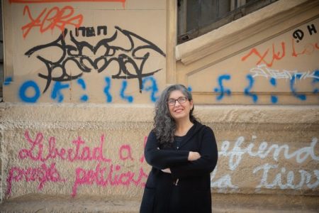 “Tránsito Interior” de Eva Débia: Es todo y es nada; es un momento
