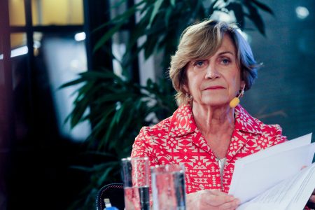 Matthei mezcla críticas a Kast por ausencia en entrevistas y llamado a “más Dorothys” para el Estado