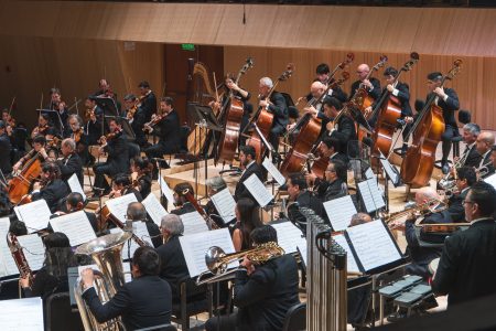 Orquesta Sinfónica Nacional de Chile rinde homenaje a Gabriela Mistral con nuevo programa familiar