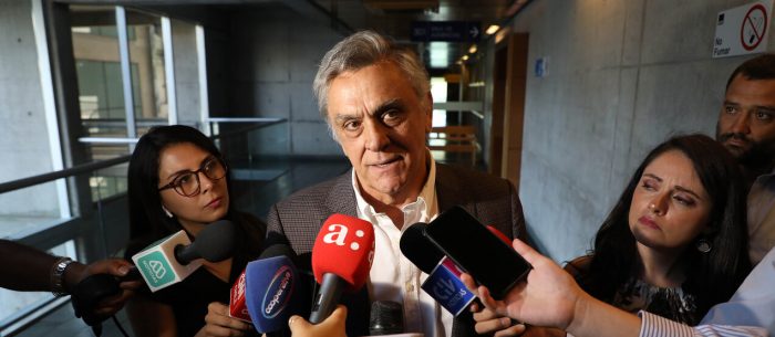 El senador que no era funcionario público