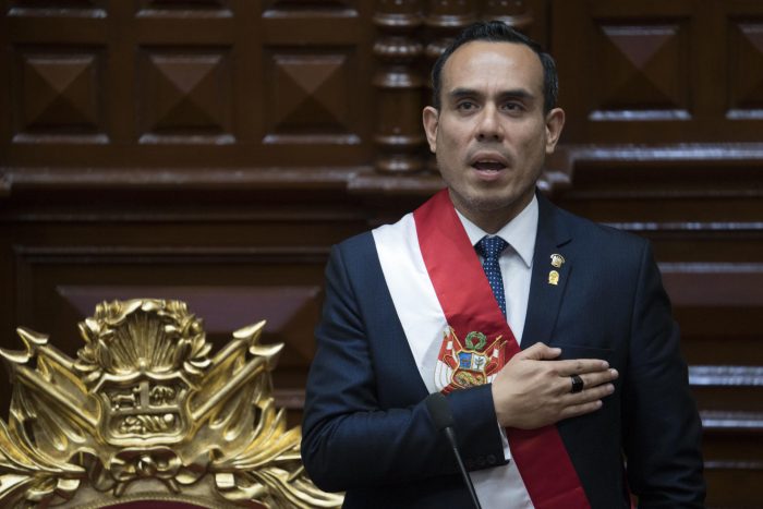 José Jerí, el controversial político que asume presidencia de Perú tras destitución de Boluarte