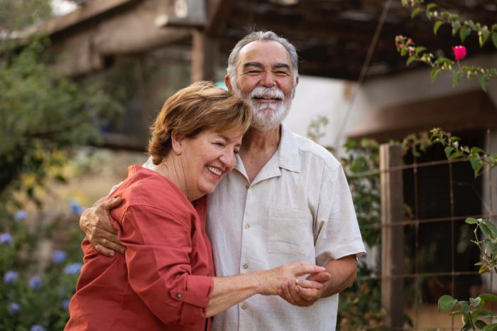 Mes de las Personas Mayores: ejercicio físico y mental para un envejecimiento activo y saludable