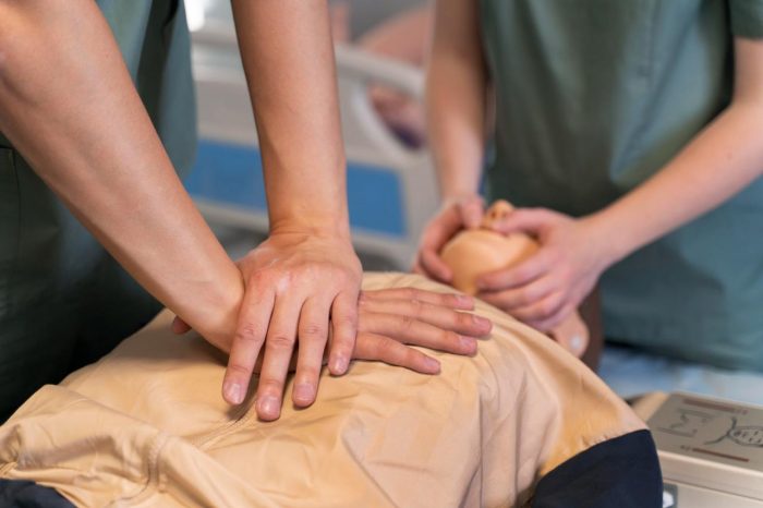 Reanimación cardiopulmonar: cada minuto cuenta para sobrevivir a un infarto