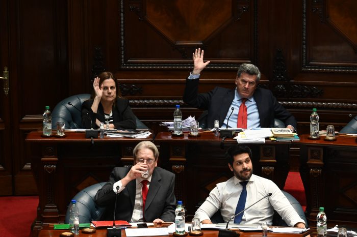 Tras el aborto, matrimonio igualitario y la Ley Trans, Uruguay aprueba la eutanasia activa