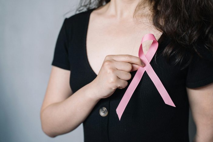 Cáncer de mama: conoce cómo priorizar una detección temprana y mitos que aún persisten