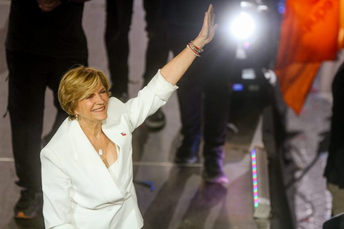 Matthei: “al 95% de los chilenos le importa un pito” la foto con Kast y Kaiser tras elecciones