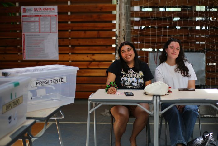 A horas del inicio en Chile: Servel informa que hay 11.208 mesas constituidas