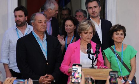 Derrumbe de Chile Vamos y votación de Matthei desatan debate por sobrevivencia del conglomerado