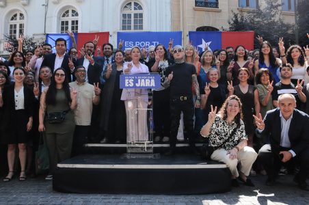 Sale Quiroga, entra Vodanovic: Socialismo Democrático al rescate de Jara