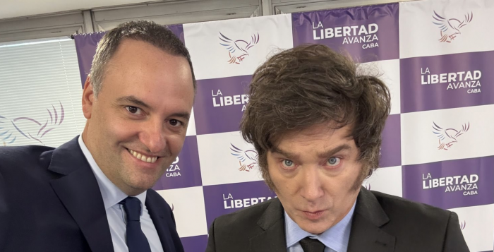 Renuncian ministro del Interior y jefe de gabinete de ministros de Milei