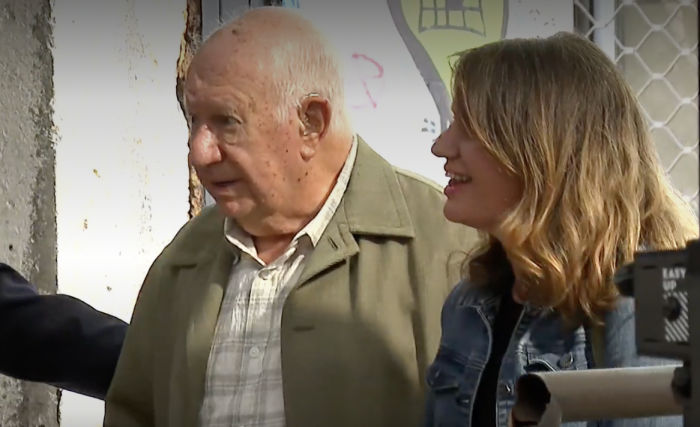 Expresidente Ricardo Lagos votó acompañado de su hija: fue asistido