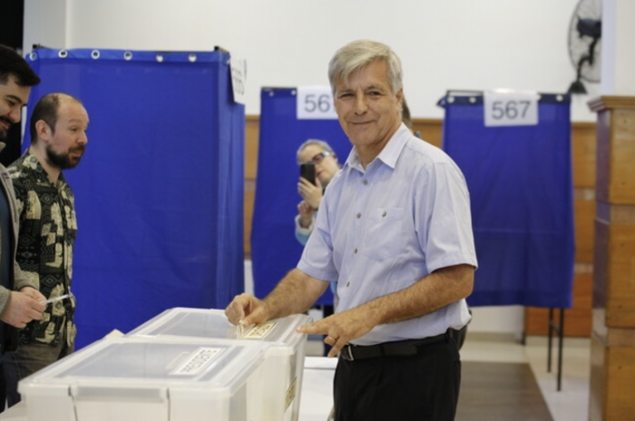 Mayne-Nicholls y resultado electoral: “Es evidente que existe una incertidumbre”