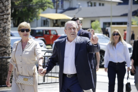 Ex presidente Eduardo Frei Ruiz-Tagle llama a votar y señala que ve panorama "muy revuelto"