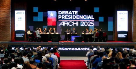 Candidatos ¡por fin! muestran sus cartas en debate con récord de audiencia