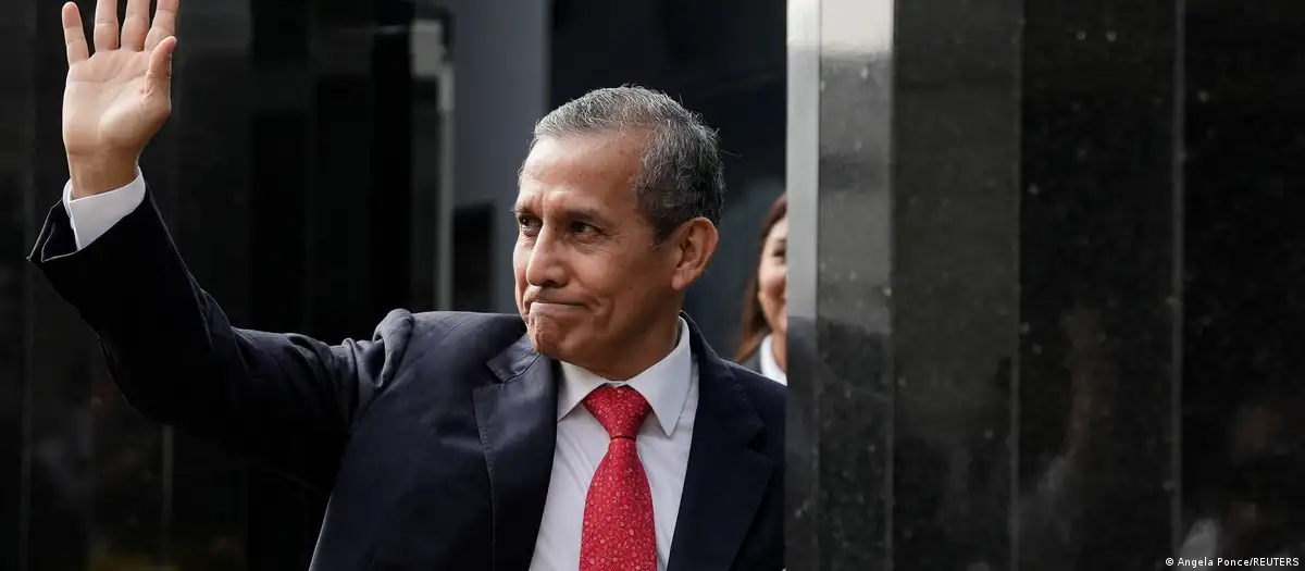Perú investiga a Humala por homicidios y desapariciones
