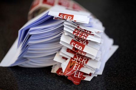 Nómina definitiva: revisa aquí si fuiste convocado como vocal de mesa por el Servel