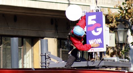 Diputados acusan "perdonazo" a WOM y exigen presencia de ministro Muñoz en discusión presupuestaria