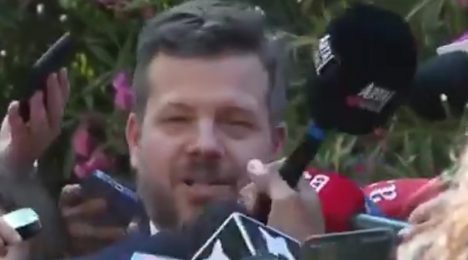 Kaiser se molestó con pregunta sobre "Punta Paco": "Por favor retírese"