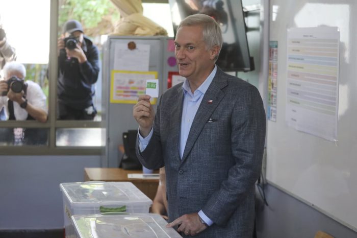 Kast adelanta: si no pasa a segunda vuelta, “será la última elección en la que participe”