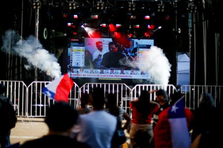 Servel entrega el 27,38% de la votación: Jara (26%) y Kast (24%) se consolidan de cara al balotaje