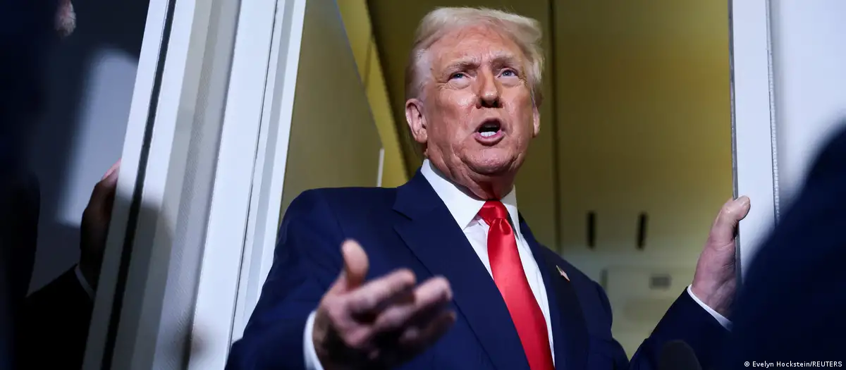 Trump anuncia demanda a la BBC hasta por USD 5.000 millones